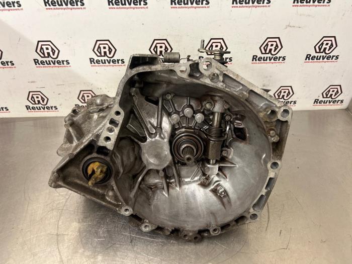 Gebrauchte Getriebe Toyota Aygo (B10) 1.0 12V VVT-i Preis € 150,00 Margenregelung angeboten von Autorecycling Reuvers B.V.