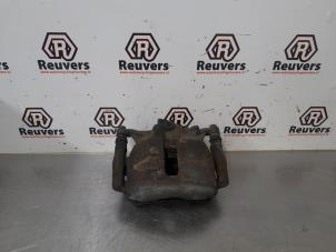 Begagnade Främre bromsok, vänster Audi A3 Sportback (8VA/8VF) 1.4 16V g-tron Pris € 35,00 Marginaltabell erbjuds av Autorecycling Reuvers B.V.
