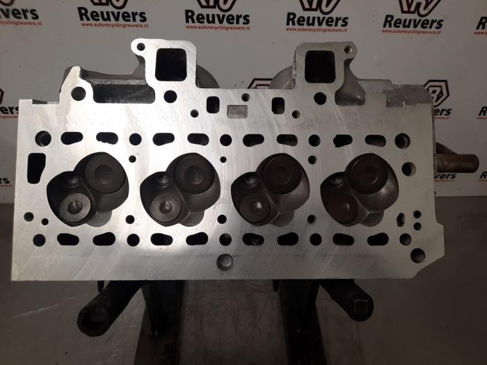 Begagnade Topplock Peugeot 205 I (741A/C) 1.1 L,GE,GL,XE Pris € 300,00 Marginaltabell erbjuds av Autorecycling Reuvers B.V.