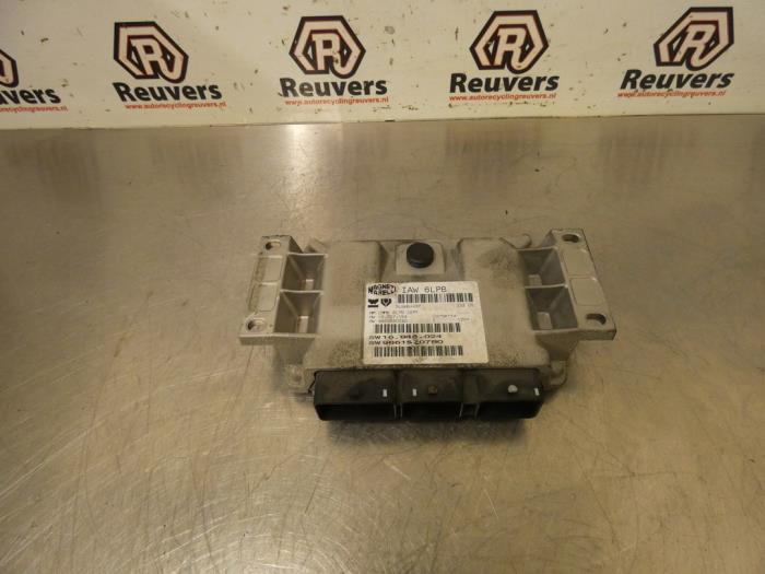 Used Engine management computer Peugeot 407 (6D) 1.8 16V Price € 75,00 Margin scheme offered by Autorecycling Reuvers B.V.