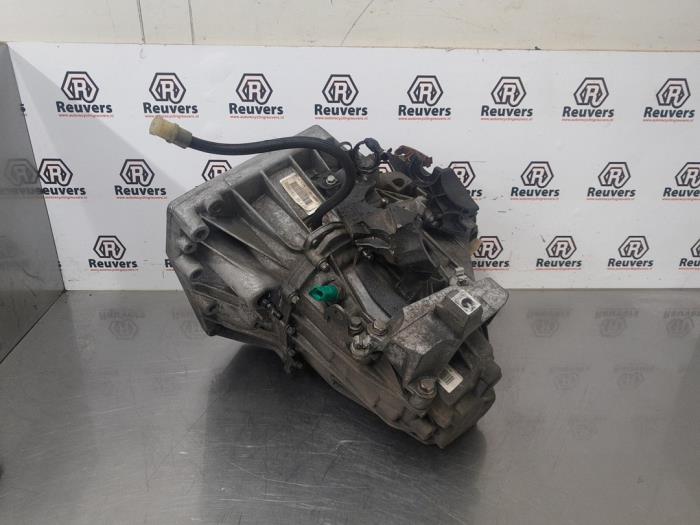 Gebrauchte Getriebe Renault Megane III Grandtour (KZ) 1.4 16V TCe 130 Preis € 175,00 Margenregelung angeboten von Autorecycling Reuvers B.V.
