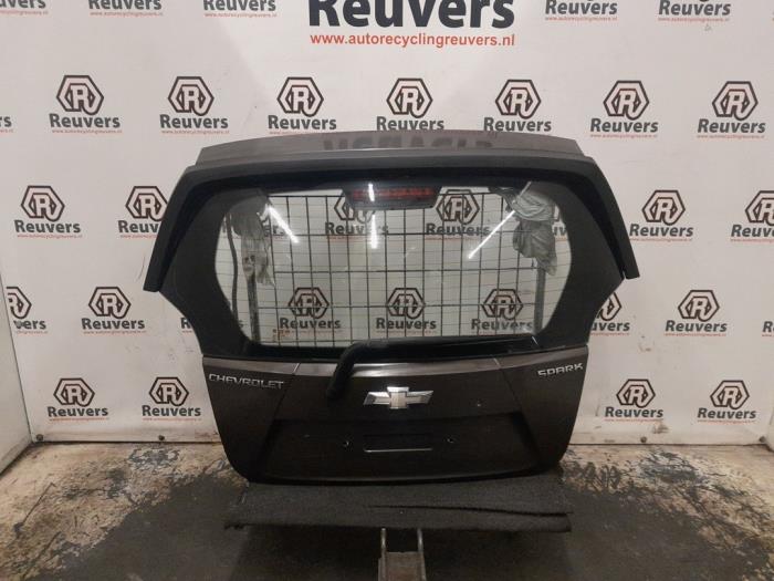 Gebrauchte Heckklappe Chevrolet Spark (M300) 1.0 16V Preis € 75,00 Margenregelung angeboten von Autorecycling Reuvers B.V.