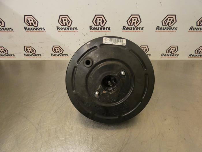 Usagé Servo frein Renault Megane III Grandtour (KZ) 1.4 16V TCe 130 Prix € 40,00 Règlement à la marge proposé par Autorecycling Reuvers B.V.