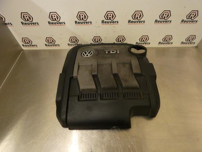 Used Engine cover Volkswagen Polo V (6R) 1.2 TDI 12V BlueMotion Price € 15,00 Margin scheme offered by Autorecycling Reuvers B.V.