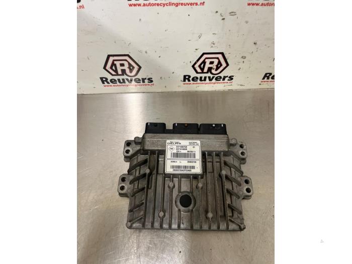 Used Engine management computer Renault Clio III (BR/CR) 1.5 dCi 75 FAP Price € 75,00 Margin scheme offered by Autorecycling Reuvers B.V.