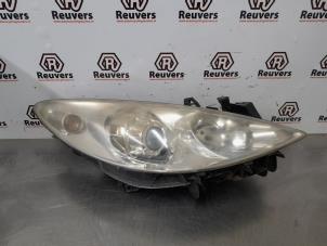 Begagnade Strålkastare, höger Peugeot 307 Break (3E) 1.6 16V Pris € 35,00 Marginaltabell erbjuds av Autorecycling Reuvers B.V.