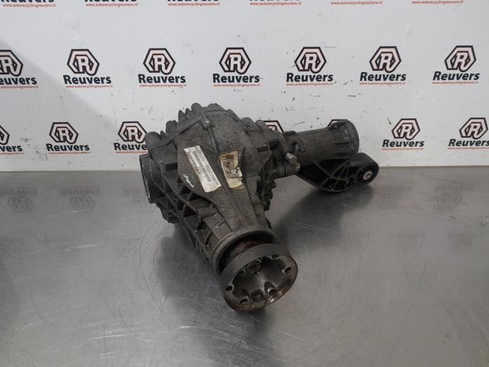 Begagnade Främre differential Mercedes R (W251) 3.0 320 CDI 24V 4-Matic Pris € 350,00 Marginaltabell erbjuds av Autorecycling Reuvers B.V.