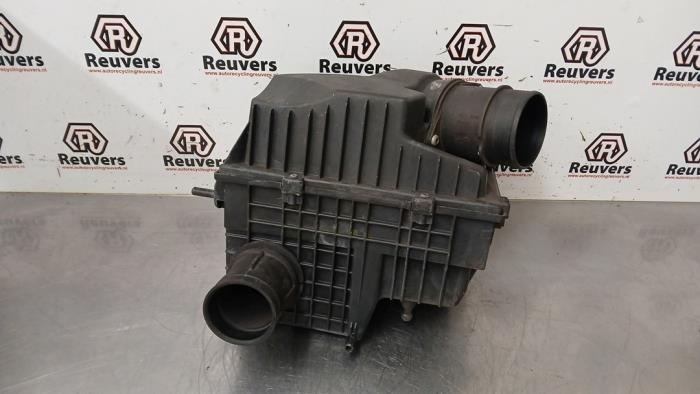 Begagnade Luftfilterhus Renault Master III (MA/MB/MC/MD/MH/MF/MG/MH) 2.3 dCi 145 16V Pris € 40,00 Marginaltabell erbjuds av Autorecycling Reuvers B.V.