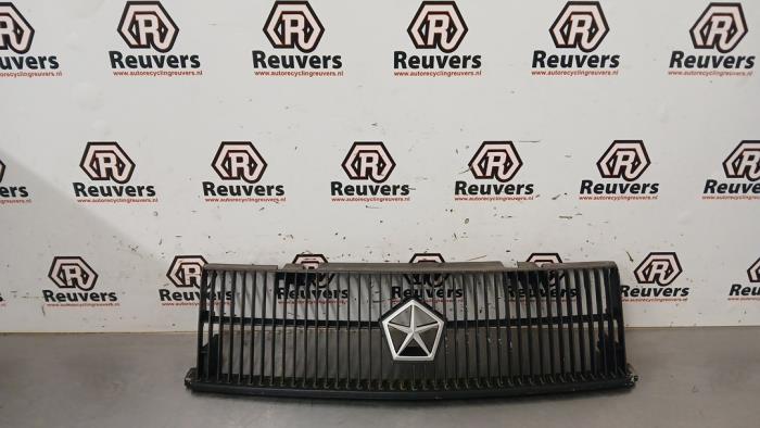 Begagnade Grill Chrysler Le Baron Convertible Pris € 50,00 Marginaltabell erbjuds av Autorecycling Reuvers B.V.