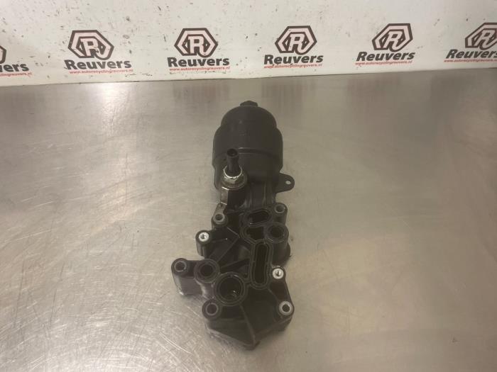 Gebrauchte Ölfiltergehäuse Fiat Panda (312) 0.9 TwinAir 65 Preis € 90,00 Margenregelung angeboten von Autorecycling Reuvers B.V.