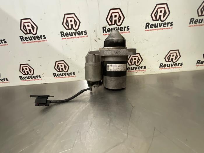 Begagnade Startmotor Ford Focus 3 1.0 Ti-VCT EcoBoost 12V 125 Pris € 25,00 Marginaltabell erbjuds av Autorecycling Reuvers B.V.
