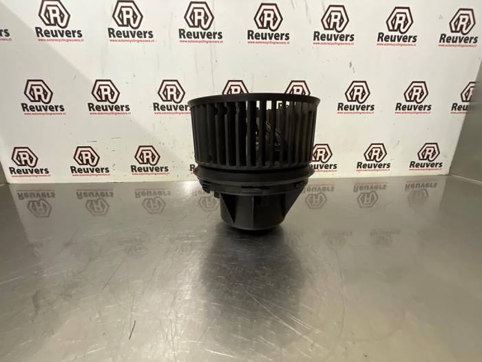 Heater blower fan relay