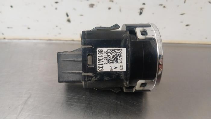 Commande start/stop d'un Mitsubishi Outlander (GF/GG) 2.4 16V 4x4 2021