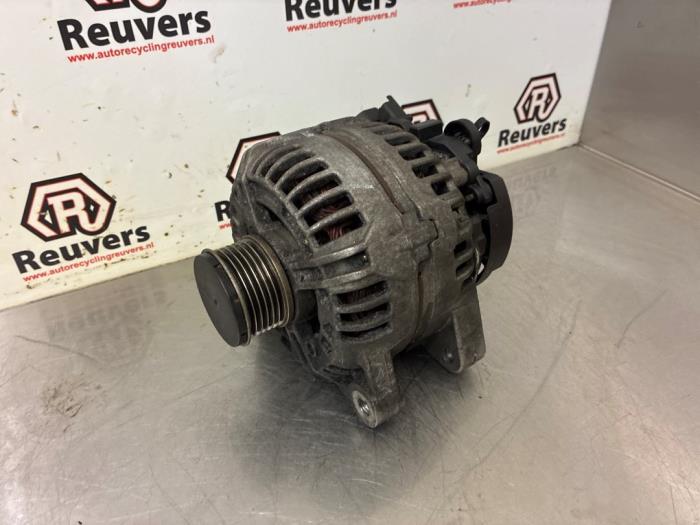 Gebrauchte Dynamo Peugeot 307 Break (3E) 1.6 16V Preis € 30,00 Margenregelung angeboten von Autorecycling Reuvers B.V.