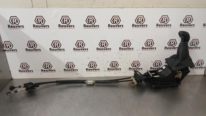 Gebrauchte Schaltbox Peugeot 208 I (CA/CC/CK/CL) 1.2 Vti 12V PureTech 82 Preis € 60,00 Margenregelung angeboten von Autorecycling Reuvers B.V.