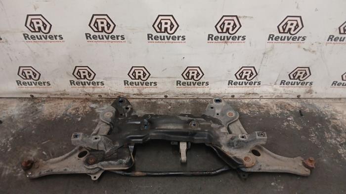 Used Subframe Peugeot 208 I (CA/CC/CK/CL) 1.2 Vti 12V PureTech 82 Price € 50,00 Margin scheme offered by Autorecycling Reuvers B.V.