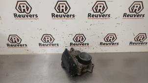 Usagé Boitier papillon Renault Modus/Grand Modus (JP) 1.2 16V Prix € 75,00 Règlement à la marge proposé par Autorecycling Reuvers B.V.