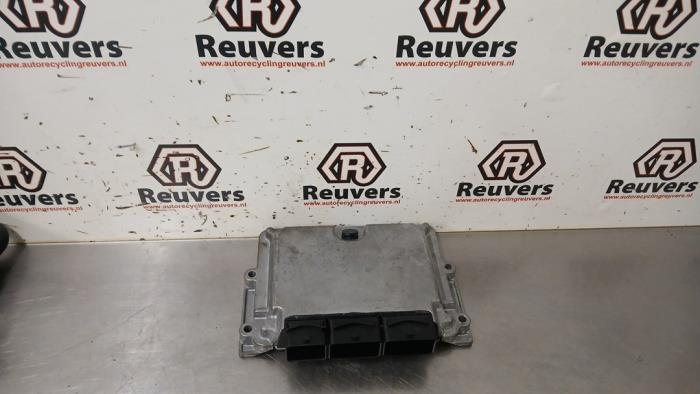 Used Engine management computer Peugeot 407 SW (6E) 3.0 V6 24V VVT Price € 125,00 Margin scheme offered by Autorecycling Reuvers B.V.