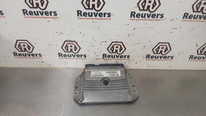 Used Engine management computer Renault Grand Scénic II (JM) 2.0 16V Price € 50,00 Margin scheme offered by Autorecycling Reuvers B.V.