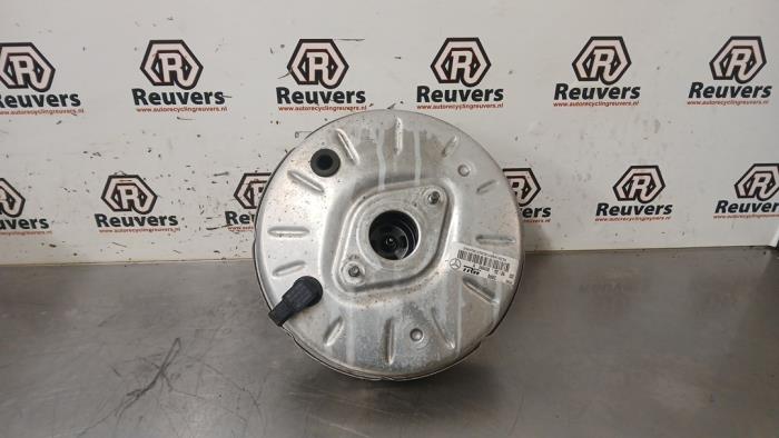 Usados Servofreno Mercedes CLA (117.3) 1.6 CLA-200 16V Precio € 50,00 Norma de margen ofrecido por Autorecycling Reuvers B.V.