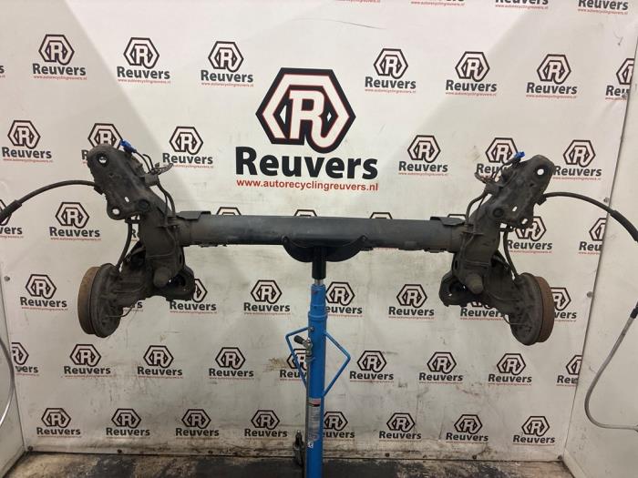 Gebrauchte Hinterachse Vorderradantrieb Peugeot 208 I (CA/CC/CK/CL) 1.2 Vti 12V PureTech 82 Preis € 60,00 Margenregelung angeboten von Autorecycling Reuvers B.V.