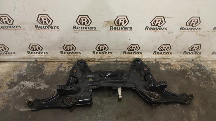 Usados Subchasis Peugeot 208 I (CA/CC/CK/CL) 1.2 Vti 12V PureTech 82 Precio € 50,00 Norma de margen ofrecido por Autorecycling Reuvers B.V.