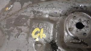 Subframe from a Peugeot 208 I (CA/CC/CK/CL) 1.2 Vti 12V PureTech 82 2016