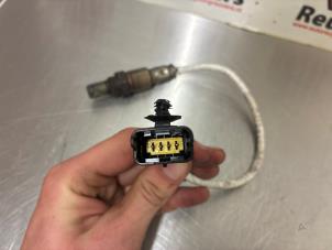 Sonde lambda d'un Peugeot 208 I (CA/CC/CK/CL) 1.2 Vti 12V PureTech 82 2016