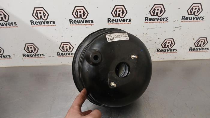 Usagé Assistant de freinage Landrover Range Rover Sport (LS) 4.2 V8 32V Supercharged Prix € 75,00 Règlement à la marge proposé par Autorecycling Reuvers B.V.