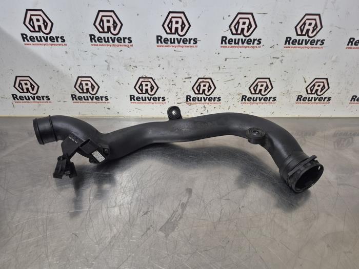 Gebrauchte Intercooler Rohr Volkswagen Scirocco (137/13AD) 1.4 TSI 160 16V Preis € 25,00 Margenregelung angeboten von Autorecycling Reuvers B.V.