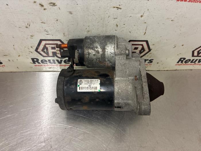 Begagnade Startmotor Renault Megane III Berline (BZ) 1.6 16V Pris € 20,00 Marginaltabell erbjuds av Autorecycling Reuvers B.V.