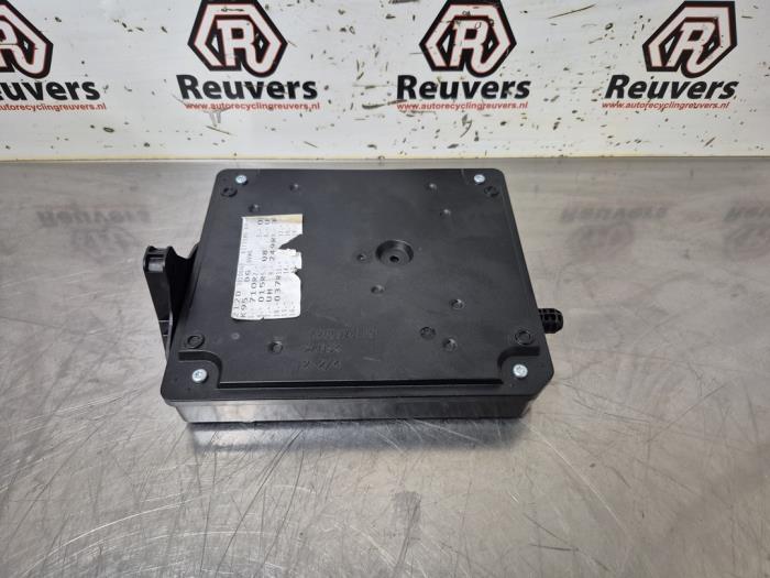 Gebrauchte Steuergerät Body Control Renault Megane III Grandtour (KZ) 1.5 dCi 110 Preis € 75,00 Margenregelung angeboten von Autorecycling Reuvers B.V.