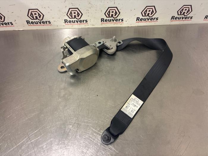 Begagnade Främre säkerhetsbälte, höger Suzuki SX4 (EY/GY) 1.6 16V VVT Comfort,Exclusive Autom. Pris € 50,00 Marginaltabell erbjuds av Autorecycling Reuvers B.V.