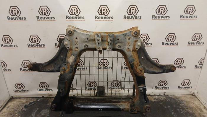 Used Subframe Nissan Leaf (ZE0) Leaf Price € 125,00 Margin scheme offered by Autorecycling Reuvers B.V.