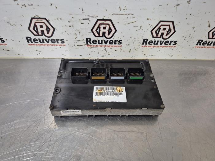 Used Engine management computer Dodge Journey 2.7 V6 R/T 24V FFV Price € 125,00 Margin scheme offered by Autorecycling Reuvers B.V.
