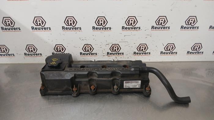 Gebrauchte Ventildeckel Dodge Journey 2.7 V6 R/T 24V FFV Preis € 40,00 Margenregelung angeboten von Autorecycling Reuvers B.V.