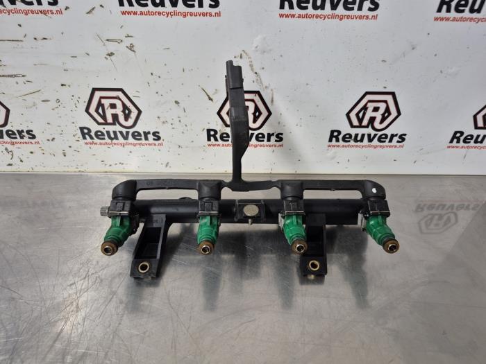 Usagé Système d'injection Peugeot 206 (2A/C/H/J/S) 1.4 XR,XS,XT,Gentry Prix € 30,00 Règlement à la marge proposé par Autorecycling Reuvers B.V.
