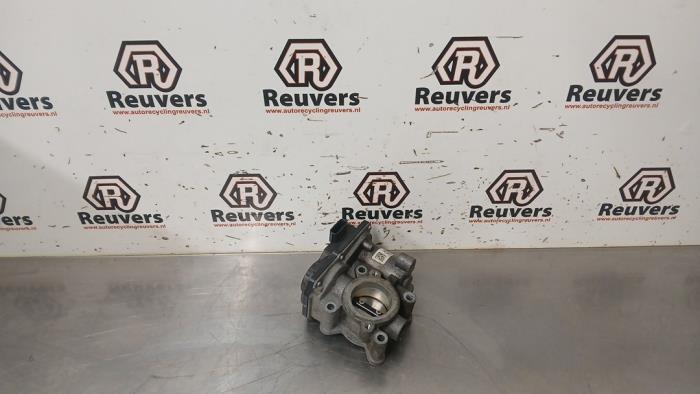 Gebrauchte Drosselklappengehäuse Renault Megane III Grandtour (KZ) 1.2 16V TCE 115 Preis € 30,00 Margenregelung angeboten von Autorecycling Reuvers B.V.