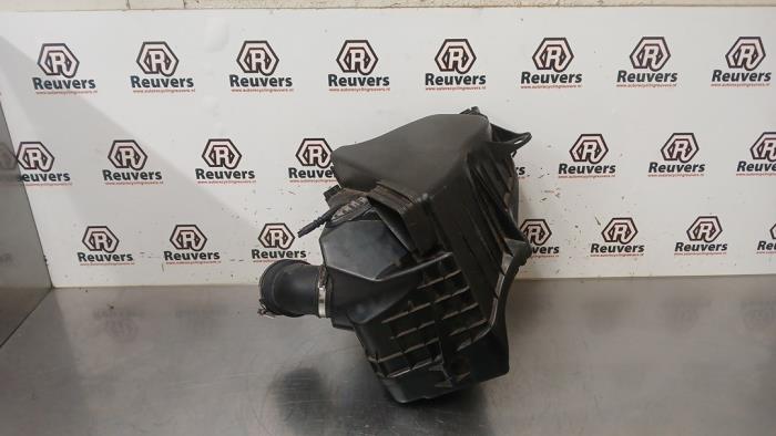 Begagnade Luftfilterhus BMW 1 serie (E87/87N) 116i 1.6 16V Pris € 30,00 Marginaltabell erbjuds av Autorecycling Reuvers B.V.