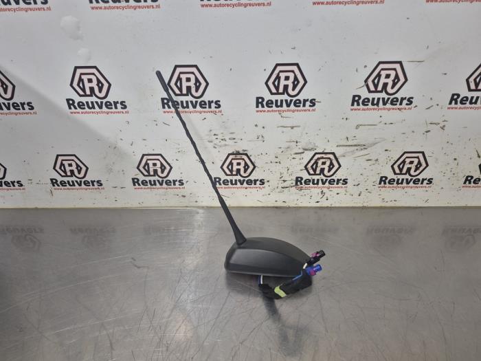 Gebrauchte Antenne Opel Astra K Sports Tourer 1.6 CDTI 110 16V Preis € 40,00 Margenregelung angeboten von Autorecycling Reuvers B.V.
