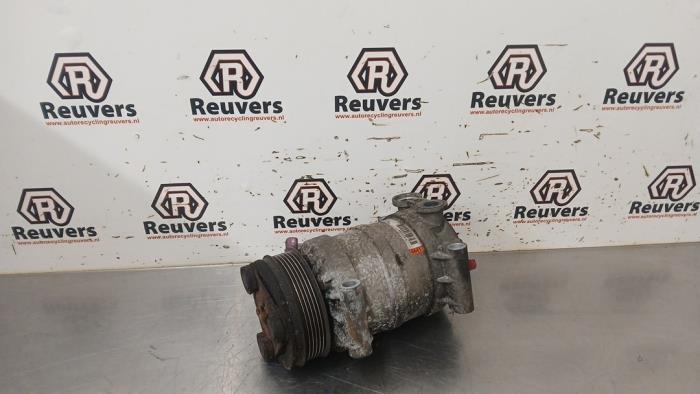 Gebrauchte Klimapumpe GMC Diverse Preis € 60,00 Margenregelung angeboten von Autorecycling Reuvers B.V.