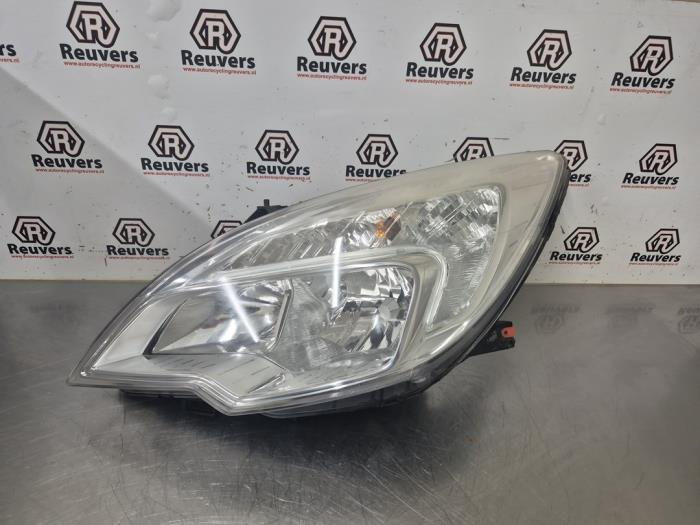 Używane Reflektor lewy Opel Meriva (B) 1.4 Turbo 16V ecoFLEX Cena € 75,00 Procedura marży oferowane przez Autorecycling Reuvers B.V.