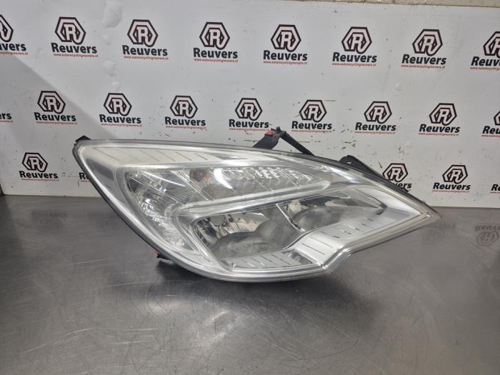 Używane Reflektor prawy Opel Meriva (B) 1.4 Turbo 16V ecoFLEX Cena € 110,00 Procedura marży oferowane przez Autorecycling Reuvers B.V.