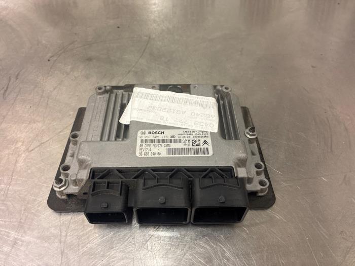 Gebrauchte Steuergerät Motormanagement Peugeot 3008 I (0U/HU) 1.6 VTI 16V Preis € 250,00 Margenregelung angeboten von Autorecycling Reuvers B.V.