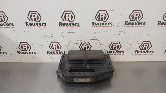 Used Engine management computer Jeep Cherokee (XJ) 4.0 i Price € 150,00 Margin scheme offered by Autorecycling Reuvers B.V.