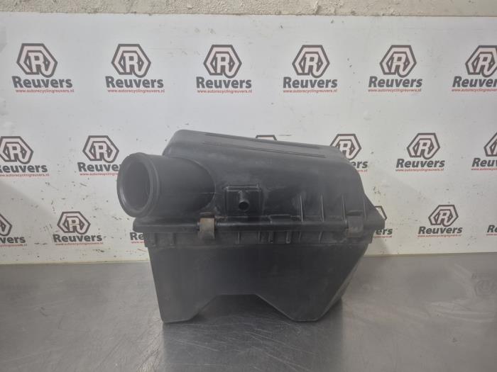 Begagnade Luftfilterhus Jeep Cherokee (XJ) 4.0 i Pris € 35,00 Marginaltabell erbjuds av Autorecycling Reuvers B.V.