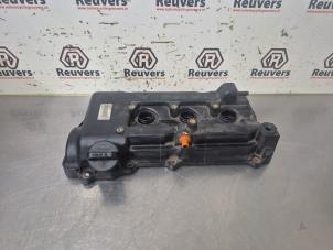 Ventildeckel van een Mitsubishi Space Star (A0) 1.0 12V 2013