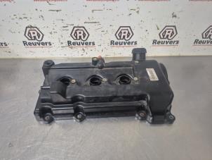 Ventildeckel van een Mitsubishi Space Star (A0) 1.0 12V 2013