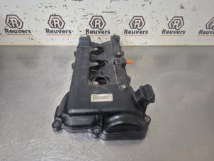 Ventildeckel van een Mitsubishi Space Star (A0) 1.0 12V 2013