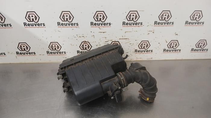 Gebrauchte Luftfiltergehäuse Mitsubishi Space Star (A0) 1.0 12V Preis € 50,00 Margenregelung angeboten von Autorecycling Reuvers B.V.